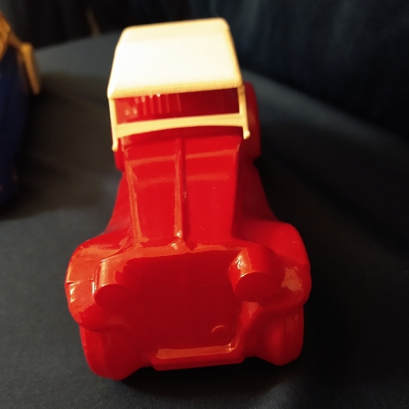 Lot of 2 Vintage Avon Car After Shave Bottles Empty - Picture 3 of 6